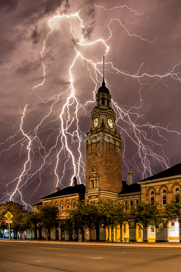 Kaos at Kalgoorlie by Craig Eccles - City,  Street & Park Night
