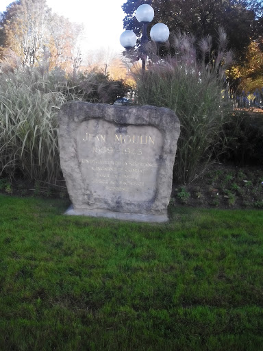 Stèle Jean Moulin