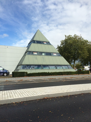 Piramide Office
