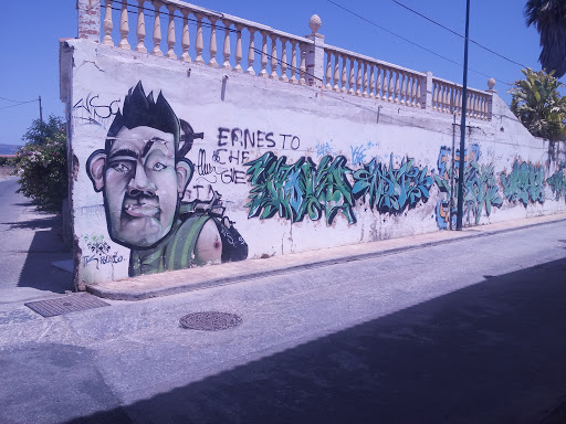 Graffiti El niño de La Noria