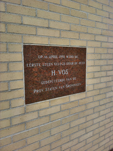 De Eerste Steen Is Gelegd door H. Vos