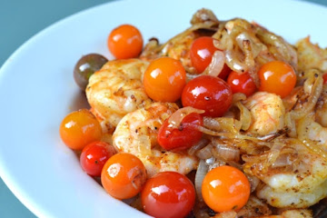Sautéed Shrimp with Onions and Cherry Tomatoes