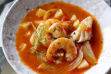 Seafood Stew with Fennel and Tomatoes