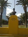 Estatua Ignacio Carrera Pinto