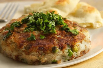 Samosa Patties with Mint Relish