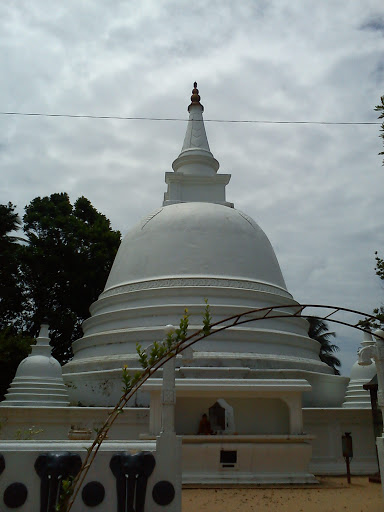 Sthuupa at Siri Sunanda Maha Viharaya