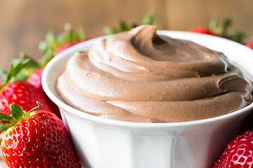 Nutella Cheesecake Dip