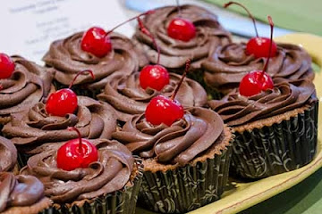 Chocolate Cherry Souffle Cupcakes