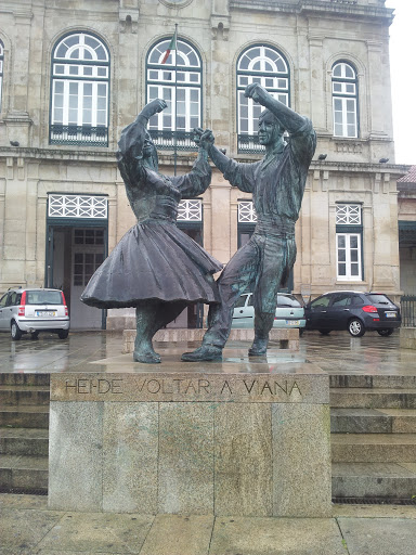 Estátua do Vira