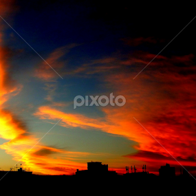 Lindas nuvens! by Lígia Halmenschlager - Landscapes Cloud Formations