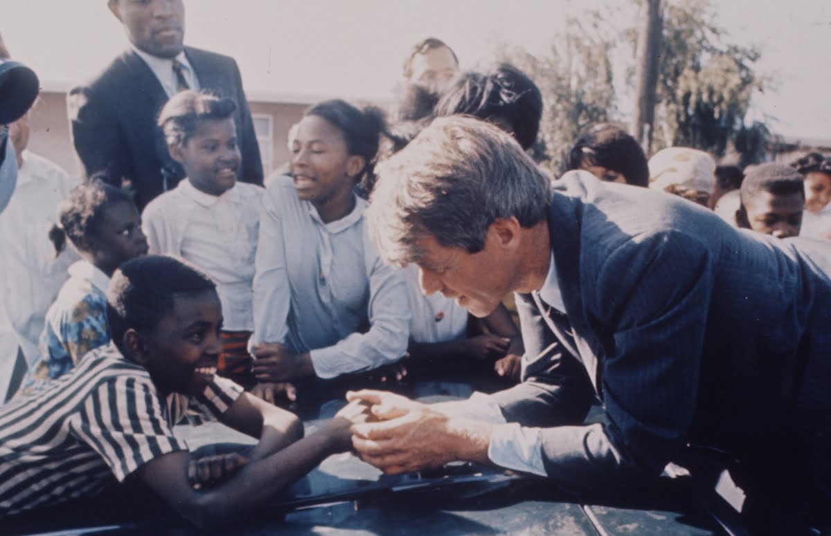 Senator, Robert Kennedy And Family - Bill Eppridge — Google Arts & Culture