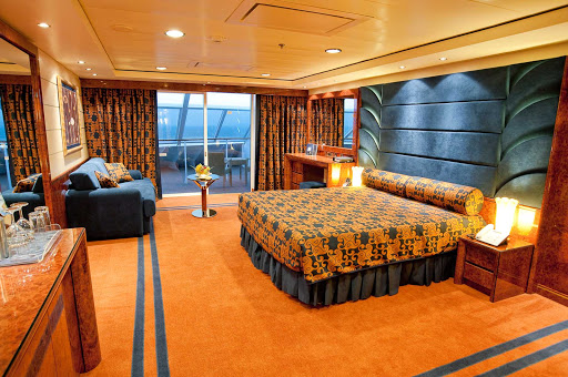 MSC Yacht Club guests sailing on MSC Splendida receive quite a few additional amenities, including spacious suites located in the upper levels of the bow, private dining, private pool deck, butler service, free well drinks and faster embarkation and disembarkation. 