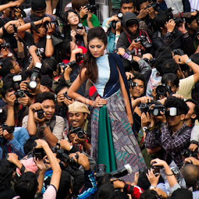 Camera Crazy by Christian Lukman - People Group/Corporate