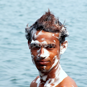 MAdon by Sayantan Das - People Street & Candids