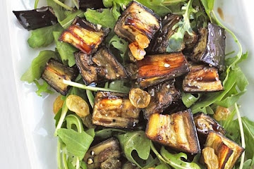 Marinated aubergine & rocket salad