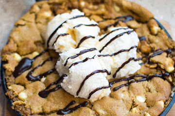 Easy Pumpkin Spice Skillet Cookie