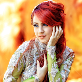 by Alwan Tafsiri - People Portraits of Women