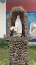 Virgen María En Su Gruta 