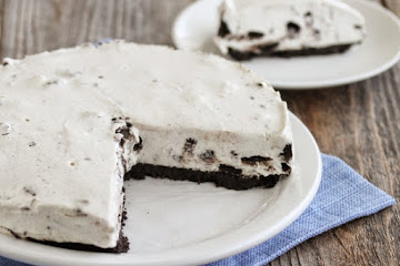 No Bake Oreo Cheesecake