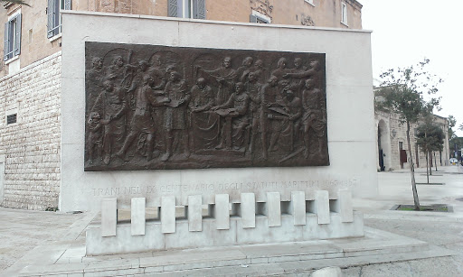 Monumento agli Statuti Marittimi