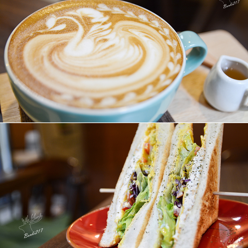 板橋早午餐美食:Book coffee 朝午食,新開幕平價咖啡館的天鵝拉花咖啡、三明治、早午餐拼盤、提供WIFI與插座、無服務費(內文有菜單)