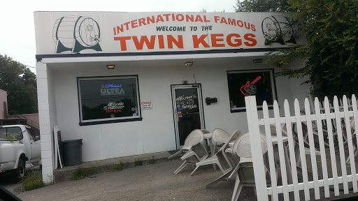 International Famous Twin Kegs