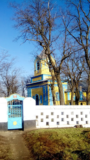 церковь в селе Великоплоское 