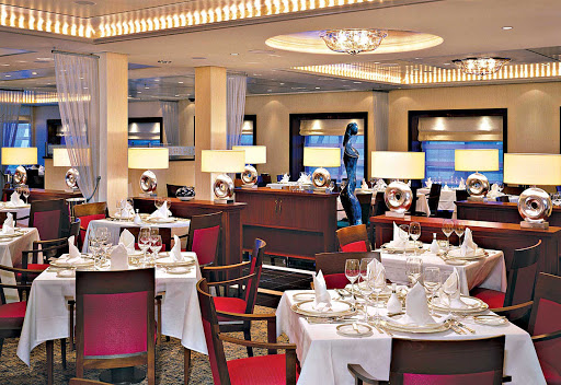 Cunard-Queen-Mary-2-Princess-Grill - Breakfast, lunch and dinner are served at Princess Grill, sister to the Queens Grill, also aft on deck 7 of Queen Mary 2.