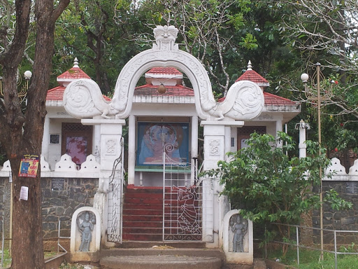 Abhinawaramaya Temple Entrance