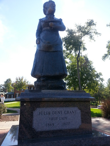 Julia Dent Grant Statue