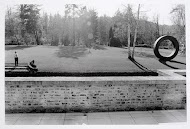 Verzamelaar Jo van Eyck in zijn beeldentuin