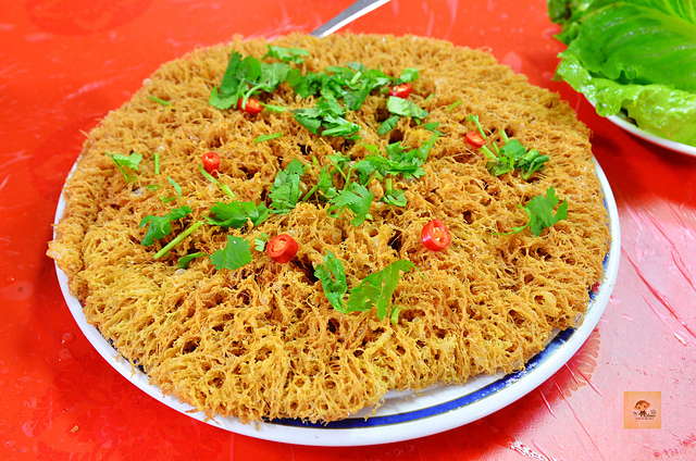 達新餐廳~在地人推薦數一數二的海鮮老字號，蜂巢蝦更是必吃的小琉球特色料理