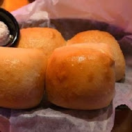 TEXAS ROADHOUSE 德州鮮切牛排