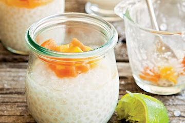 Tapioca Pudding with Tropical Fruits