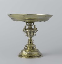 Drinkschaal met allegorieën op de zuivere en onzuivere liefde