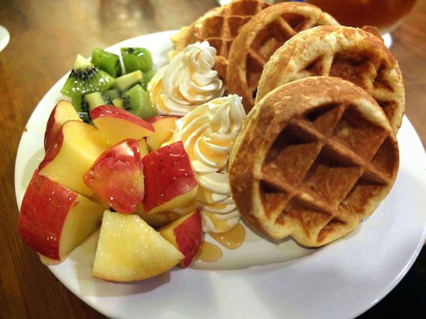 Coffee Hall: 安靜悠閒中品嚐美味鬆餅