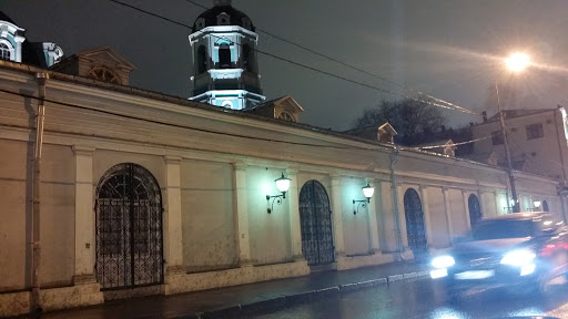 Старинные Палаты Церкви