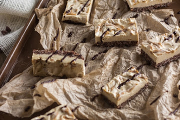 No Bake Peanut Butter Cheesecake Bars