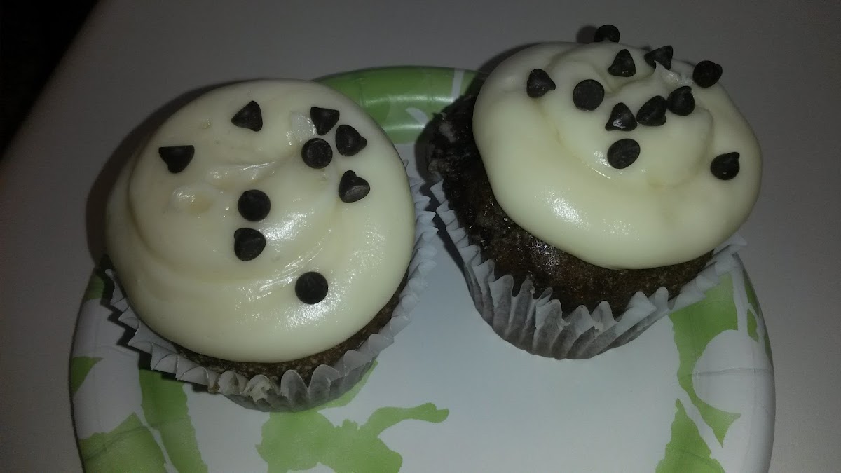 GF Dalmatian cupcakes
