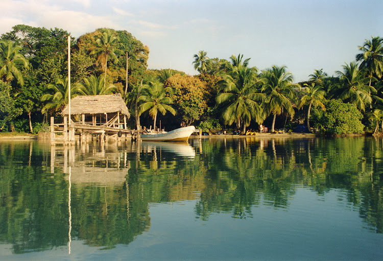 Hardluck Charlie's in the late afternoon in Belize.