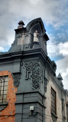 Escultura en alto de Santo Domingos de Guzmán