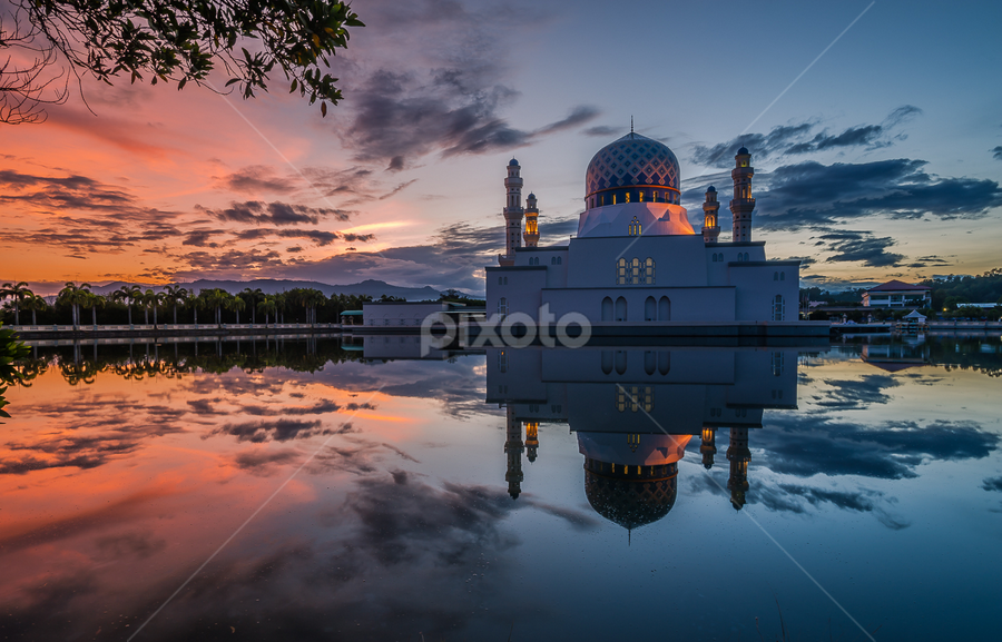City Mosque Kota Kinabalu, Sabah, Malaysia by Marc James - Buildings & Architecture Places of Worship