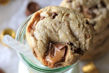 Brown Butter Rolo Toffee Chocolate Chip Cookies