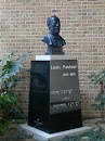 BSIS Pasteur Statue