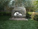 110周年石碑  大熊猫