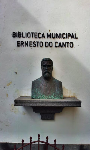 Biblioteca Municipal Ernesto Do Canto