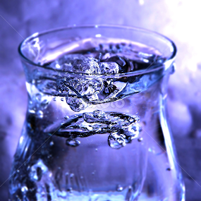 PERCIKAN by Hendra Hermawan - Artistic Objects Glass