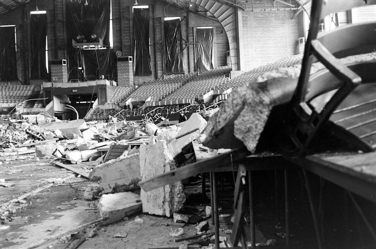 Indianapolis Coliseum Explosion - Francis Miller — Google Arts & Culture