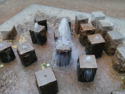 Cubical Fountains