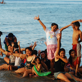 Life is like a Beach by Reagan Estrella - People Family